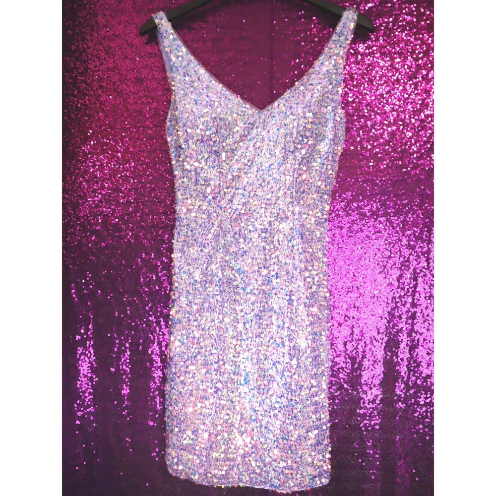Lavender Sequin Mini Dress 6 Iridescent Strappy Back V-Neck Prom Homecoming Y2K